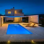 Luxury Wisdom Near Split, Private Pool