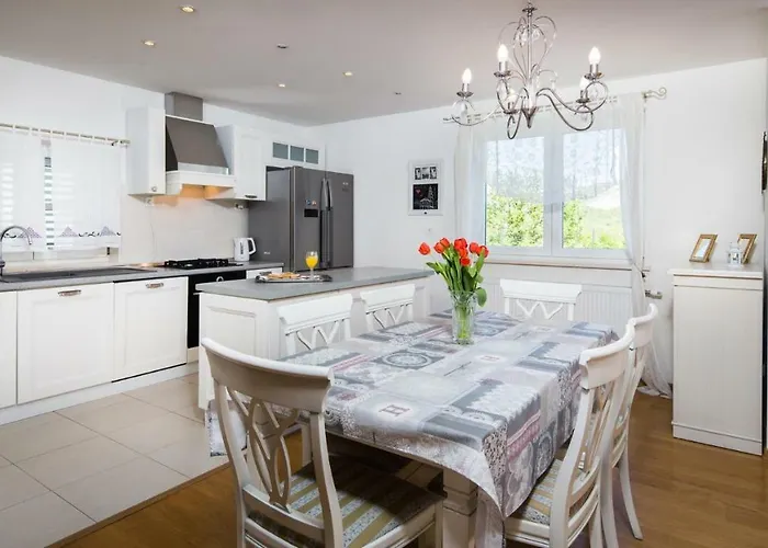 Luxury Wisdom Near Split, Private Pool Vila *