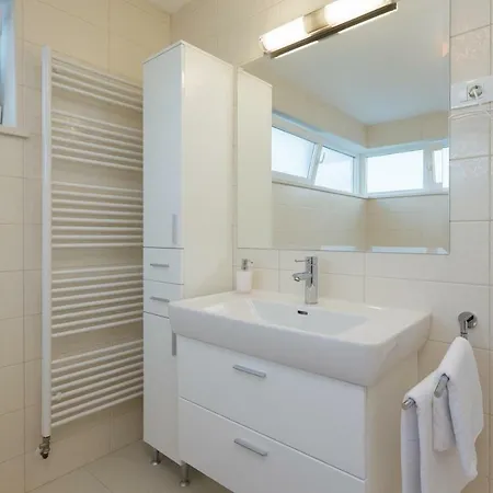 Luxury Wisdom Near Split, Private Pool Vila Dugopolje