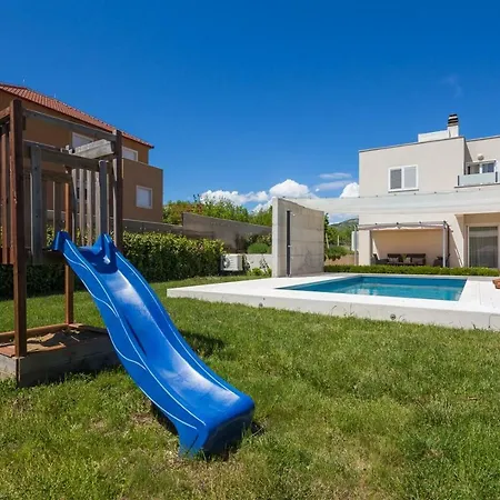 Luxury Wisdom Near Split, Private Pool Villa