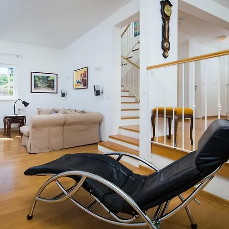 Luxury Wisdom Near Split, Private Pool Vila *